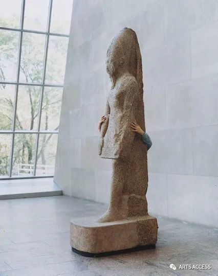 Touch tours at the Metropolitan Museum of Art, image from the Met